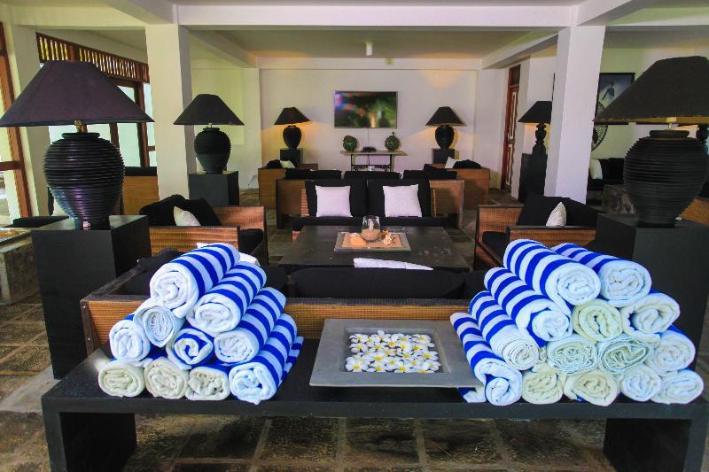 Club Villa Bentota Exterior photo